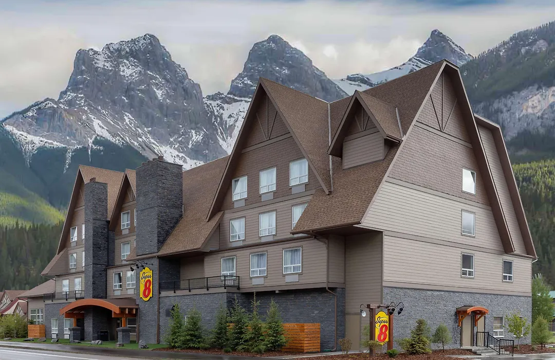 Super 8 By Wyndham Canmore-1